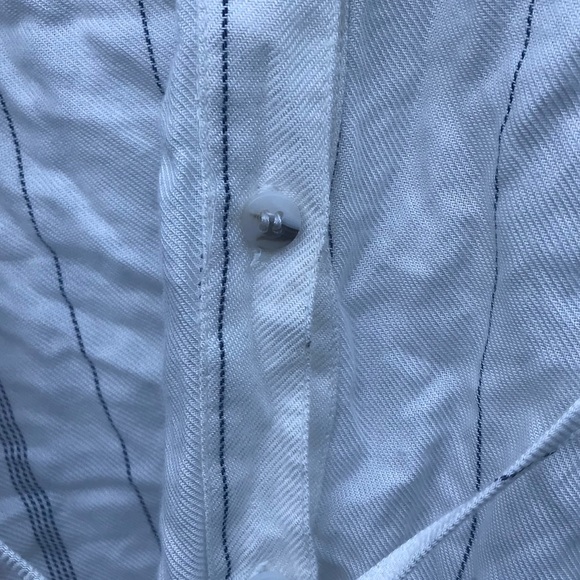 Blu Pepper Button Up - Picture 2 of 4